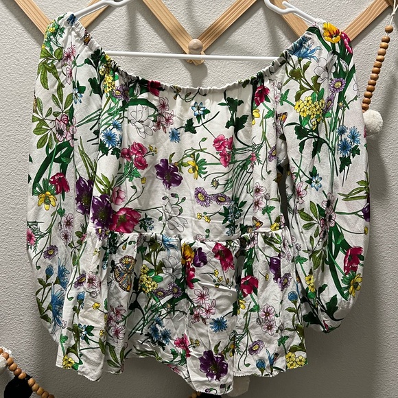 L’AGENCE Elena Off Shoulder Silk Top - Picture 4 of 9